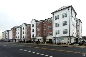 Gorgeous 3 bedroom luxury apartment. Green Oaks Apartments Iselin Nj Apartments Com