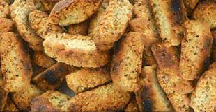 Con olio extravergine di oliva e semi di finocchietto selvatico. I Biscotti Piccanti Carlalatini Com