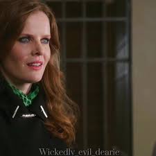 🥺#wickedly_evil_dearie #zelenamills #bexmader #rebeccamader #evilqueen  #reginamills #lanaparrilla #jennifermorrison #wickedwitch