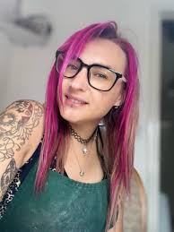 I want to play too 🤣 Me and my 750 shadow 🏍️ 🏍️🏍️