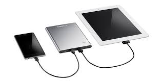 The best power bank for you depends on what you need to charge and how much juice you need away from the mains. Die Besten Powerbanks Im Test Mit 5000 Bis 30000 Mah Pc Welt
