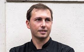 Adrien Bernier à la tête des cuisines de l'Absinthe