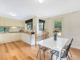 92 Darren Road Keysborough Vic 3173 Property Details