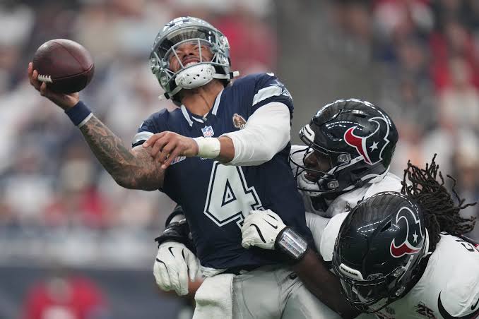 Michael Irvin defends Dak Prescott by calling for everyone at ESPN to be  fired | MARCA