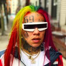 Pin By Cristhian Gonzalez On Hip Hop R B Hip Hop Culture Lil Pump Rapper Costume