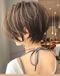 Lässig gelockt der long bob ist eine ideale trendfrisur, um von natur aus gelocktes haar strahlen zu lassen! 80 Bester Bob Frisuren Mittellang Den Sie Kopieren Konnen In 2020 Short Hairstyles For Thick Hair Asian Short Hair Thick Hair Styles