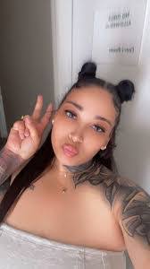 Marcella Ash's Instagram, Twitter & Facebook