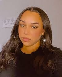 Gabrielle Cates's Instagram, Twitter & Facebook