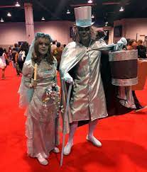 The Bride And Hatbox Ghost Haunted Mansion Haunted Mansion Costume Family Halloween Costumes Halloween Movies List