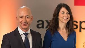 Im verlauf des jahres 2020 hat er jeff bezos vom thron der superreichen gestoßen. Mackenzie Bezos Wird Nach Scheidung Zur Viertreichsten Frau Der Welt