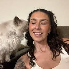 Crystal Cromwell's Instagram, Twitter & Facebook