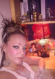 PLEASE CAN YOU HELP , Hi guys I have been looking for my dad for over 30  years & I found my aunt