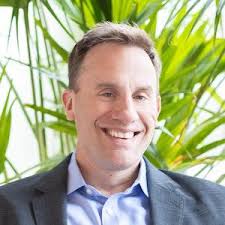 Casey Boggs's Instagram, Twitter & Facebook