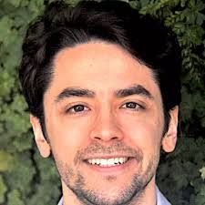 Alan Arakaki's Instagram, Twitter & Facebook