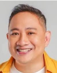 Back to WIP pagkatapos ng exam😆 Tapos na ang problema..Simulan na ang  ligaya😂👍 -Graphite sa vellum Follow me on... IG:@16markjames.e