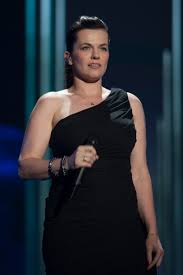 Ahoj, jsem marta a píšu zde o hudbě, o mém životě a co kde dělám. Marta Verner Wikipedie