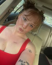 renae barker (@renaeelizabethb) • Instagram photos and videos