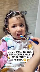🦷 ¿Te ha pasado? Confirmen!!! Algo de humor para este día, porque a veces  lavarles los dientes a nuestros chiquis es un poco caótico, pero de a poco  ellos van comprendiendo la rutina y cada día será ...
