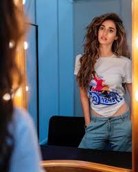Pin By Zuluone6 On Indian Heritage Desi Etc Bollywood Girls Disha Patani Disha Patni