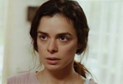 Özge özpirinçci'nin kendisi gibi oyuncu olan sevgilisi, burak yamantürk ile uzun. Ozge Ozpirincci Kimdir Kac Yasinda Nereli Biyografisi