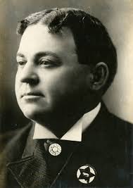 The oldest actor who appeared in the 1946 movie "It's a Wonderful Life" was  Harry Holman, who played George and Mary's principal Mr. Partridge. He was  born March 15, 1862 (aged 84