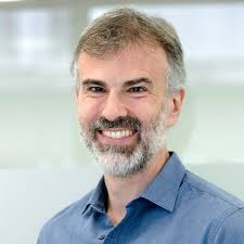 When technologists don't trust AI, they are keeping humans in the loop,  turning to others for knowledge and expertise. Over 75% of respondents  would go to a human expert when they don't