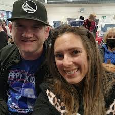 Jen Walsh's Instagram, Twitter & Facebook