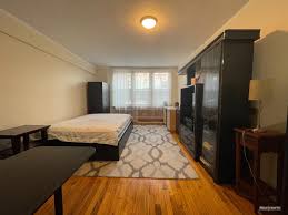 We carry most major brands at amazing low discounted prices. 227 Ocean Parkway 3f Brooklyn Ny 11218 Brooklyn Coops Kensington Studio Coop For Rent