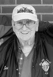 Robert Steinhoff's Instagram, Twitter & Facebook