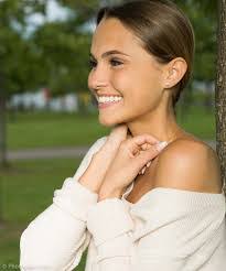 Julia Hoffmann's Instagram, Twitter & Facebook