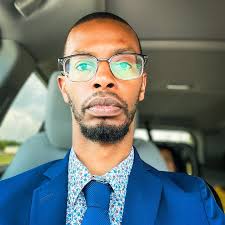 Adrian Chaney (@adriandanylle)