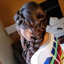 Add some color to hair with a twist for your quinceañera. Quinceanera Hair Ideas Popular Hairstyles For Quinces
