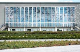 Fünf große, angenehm lichtdurchflutete räume zwischen 130 m² bis 550 m² und das historische ambiente des hauses sind die besten voraussetzungen für ihre große oder kleine veranstaltung. Haus Der Begegnung Konigstein St Raum A Landschaftsarchitektur Berlin