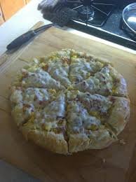 Biscuits And Gravy Casserole With Eggs Pin By Janie Jeter On Yummy Breakfast Breakfast Pizza Crescent Roll Breakfast Pizza Sausage Gravy