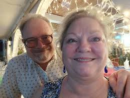 Beautiful concept TIME BANK A student studying in Switzerland writes :  While studying in Switzerland, I rented a house near the school. The  landlady Kristina was a 67-year-old single old lady who