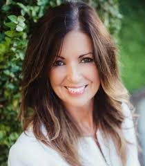 Stephanie Schrock's Instagram, Twitter & Facebook