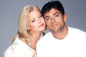 As the kids are getting older … we know that these holidays are going to be almost coming up on the last we can all kind of dictate where they spend their holidays. All My Children Alum Kelly Ripa And Mark Consuelos To Executive Produce Primetime Drama Spinoff Pine Valley Laughingplace Com