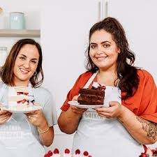 Entweder man tut es, weil gäste kommen. Schokokusstorte Einfach Mega Lecker Mit Quarkcreme I Einfach Backen Youtube