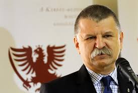 Itthon: Kövér keményen visszaszólt a terhességi teszttel tiltakozóknak