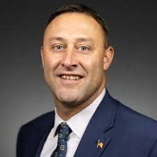 I am about to begin my 37th year in the financial services business. Wow  has “the business” changed! The products, the investment strategies, the  way we deliver advice to our clients(often via