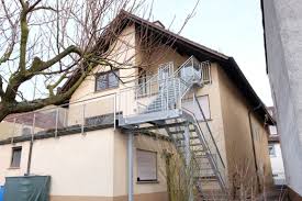 Hier finden sie wohnungen zum mieten vieler immobilienportale und durch die einfache & schnelle wohnungssuche mit intuitiven filtermöglichkeiten. 4 Zimmer Wohnung Zu Vermieten 76646 Bruchsal Mapio Net