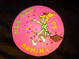 Aber seinen neuesten kuchen finde ich so toll, dass der bibi blocksberg kuchen direkt einen eigenen beitrag bekommt. Bibi Blocksberg Cake Topper Romina Cakes For Fun