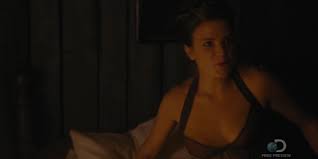 Naked Diana Bentley in Frontier < ANCENSORED