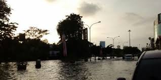 Maybe you would like to learn more about one of these? Jakarta Diguyur Hujan Deras Tapi Kelapa Gading Tidak Banjir Merdeka Com
