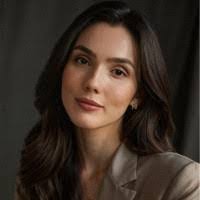 Barbara Riesberg's Instagram, Twitter & Facebook