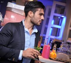 Vita da Gigolò. Igor, accompagnatore per donne, si racconta - di Giulia  Cortese -