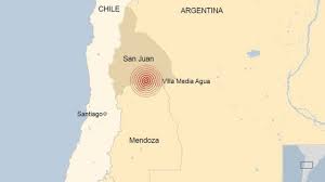 Un temblor que no desaparece con el tiempo puede ser signo de un problema de salud y lo debe evaluar el proveedor de atención médica. Doit7hgeiw Tbm