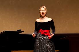 She began to study singing in her hometown of riga in 1996 and continued her studies in vienna and in the united states. Planet Hugill Sheer Magic Elina Garanca And Roger Vignoles At The Wigmore Hall