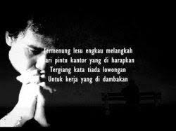 Lirik sarjana muda dari iwan fals ini dipublikasikan pada tanggal 10 mei 2011 (10 tahun yang lalu) dan diciptakan sendiri oleh iwan fals. Chord Dan Lirik Lagu Sarjana Muda Iwan Fals Kunci Gitarnya Lumayan Mudah Lho Tribun Manado
