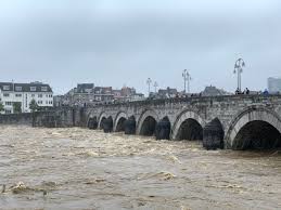Maastricht is a city and a municipality in the southeastern netherlands. Maastricht University On Twitter It Cannot Escape Anyone S Attention That Our Region Is Currently Struggling With Problems Caused By Unprecedentedly High Water Levels We Hope That Everyone Is Safe And We Wish